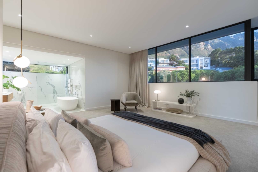 5 Bedroom Property for Sale in Camps Bay Western Cape